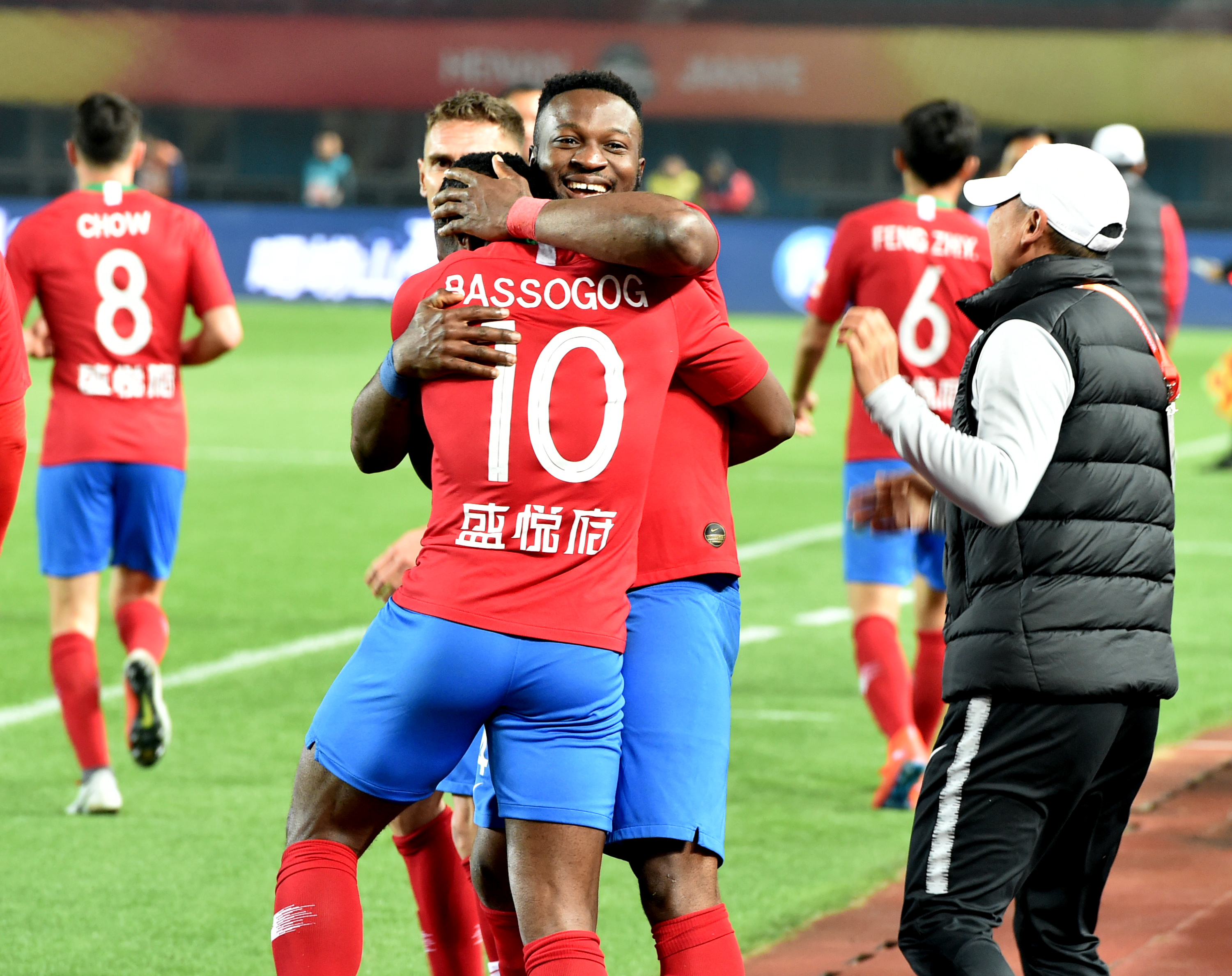 卡尔松在被 卡尔松在被