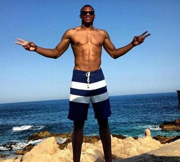 美联东区竞 美联东区竞